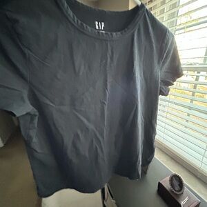 GAP Women's Classic Black Tee